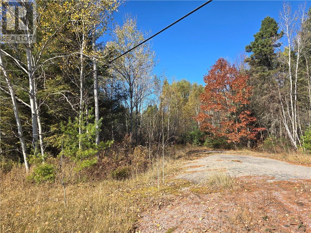 8 On-64, Noelville, ON P0M 2N0