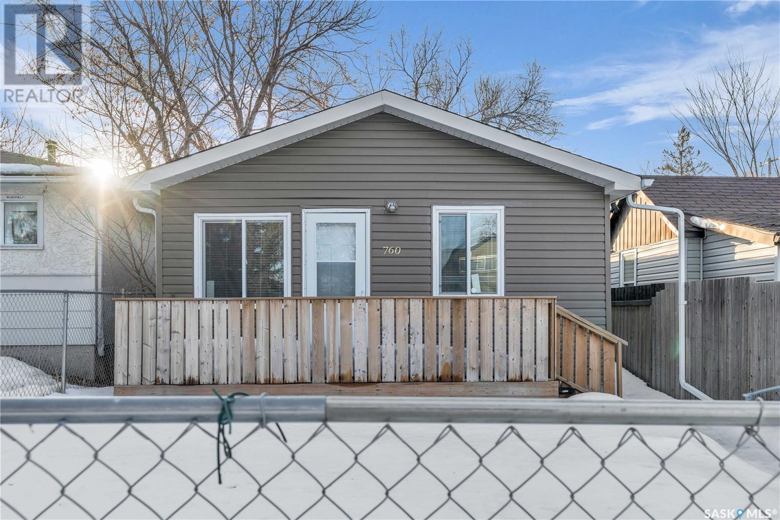 760 Rae St, Regina, SK S4T 2A9