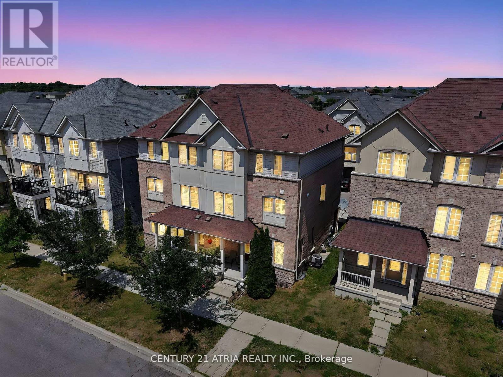 116 Barnham St, Ajax, ON L1Z 2B2