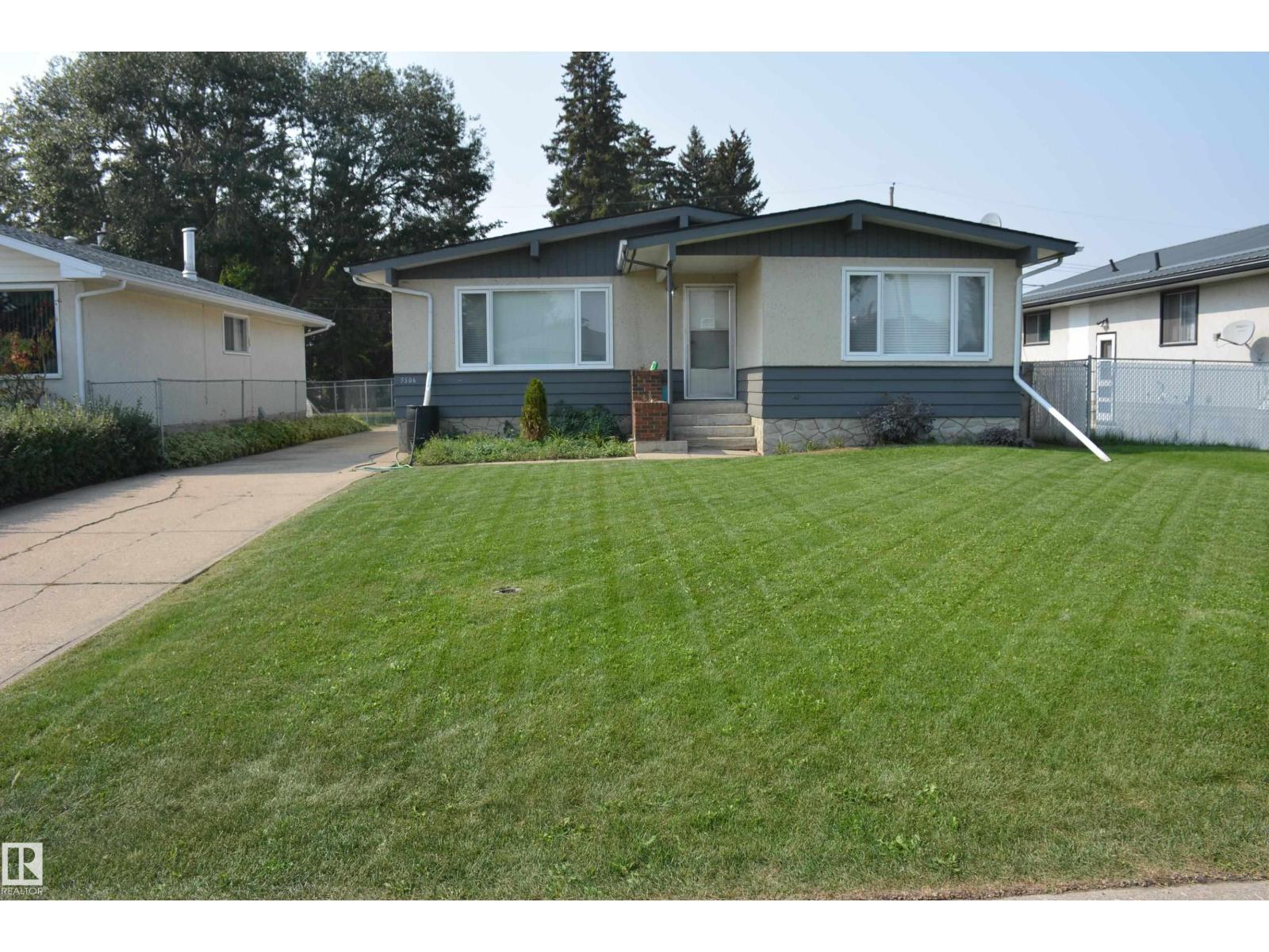 56 St Unit 5506, Barrhead, AB T7N 1C6