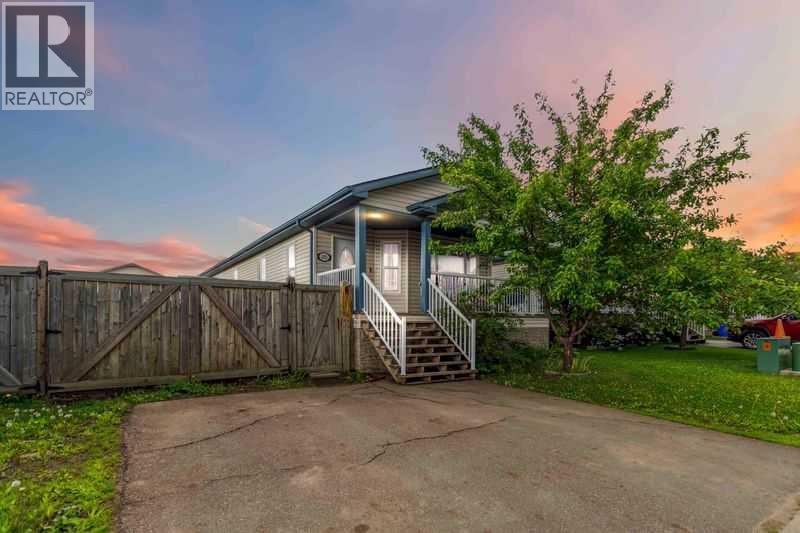 221 Ash Way, Fort Mcmurray, AB T9K 0G2