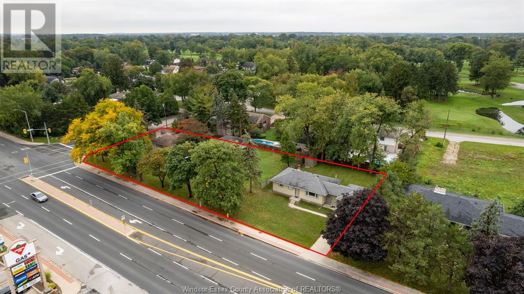 3945-85 Dougall Ave, Windsor, ON N9G 1X3