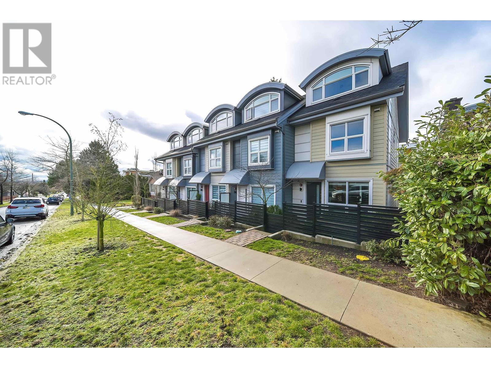 7871 French St, Vancouver, BC V6P 4V8