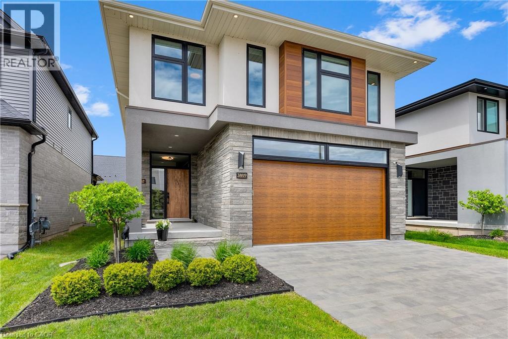 3809 Simpson Ln, Fort Erie, ON L0S 1S0