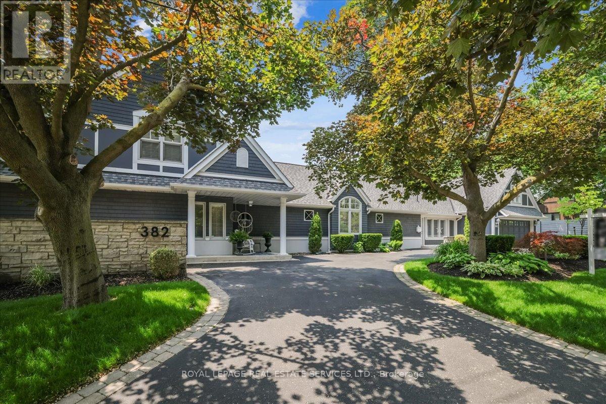 382 Trafalgar Rd, Oakville, ON L6J 3H5