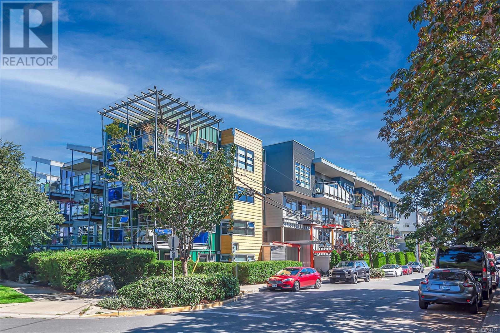 797 Tyee Rd Unit 108 Rd, Victoria, BC V9A 7R4
