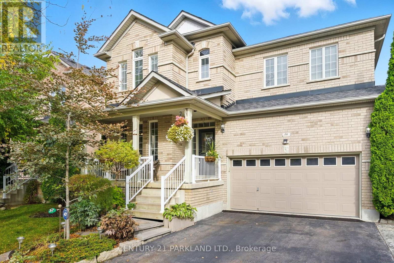 18 Turnbridge Rd, Aurora, ON L4G 7R9