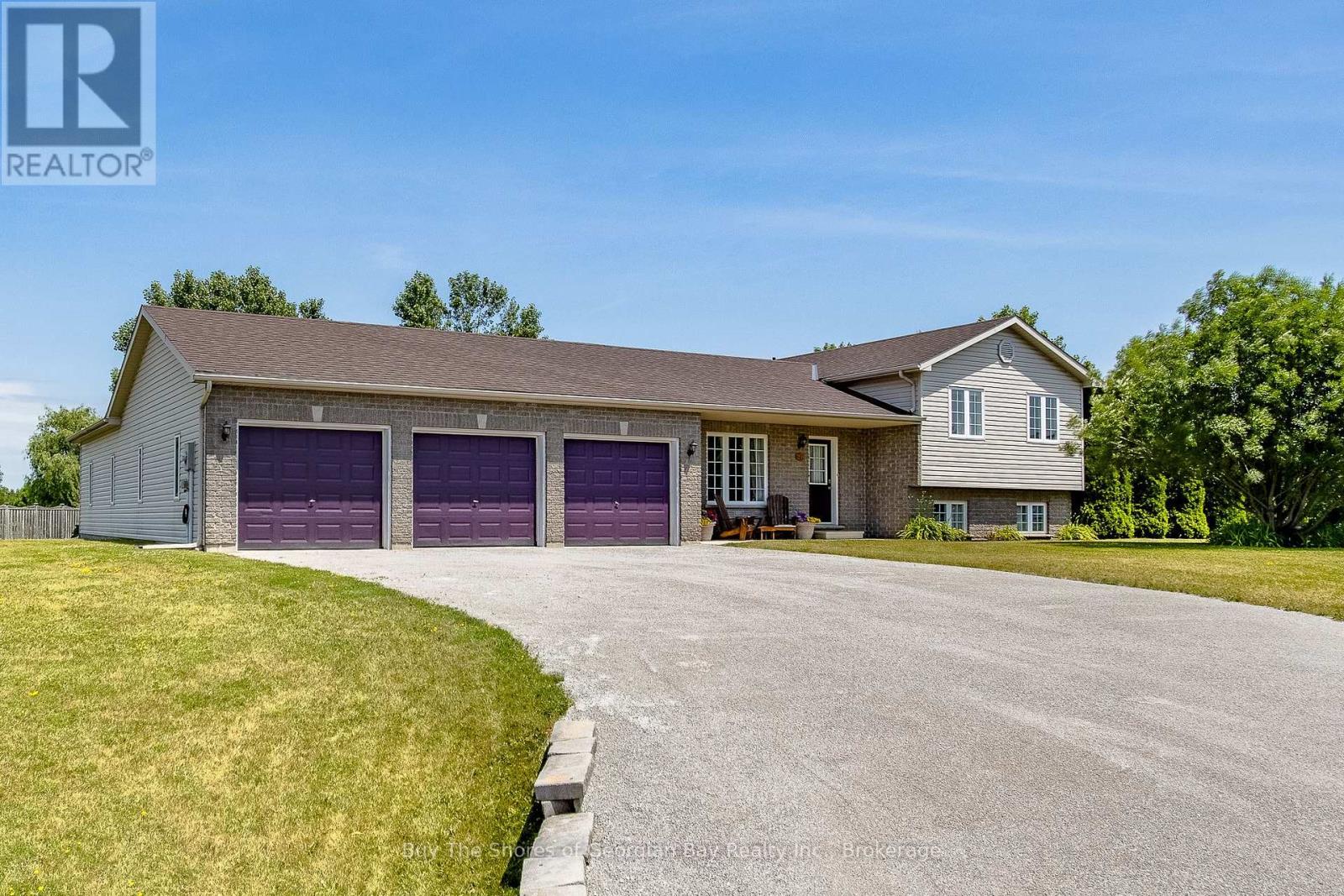 24 Marl Creek Dr, Springwater, ON L0L 2K0