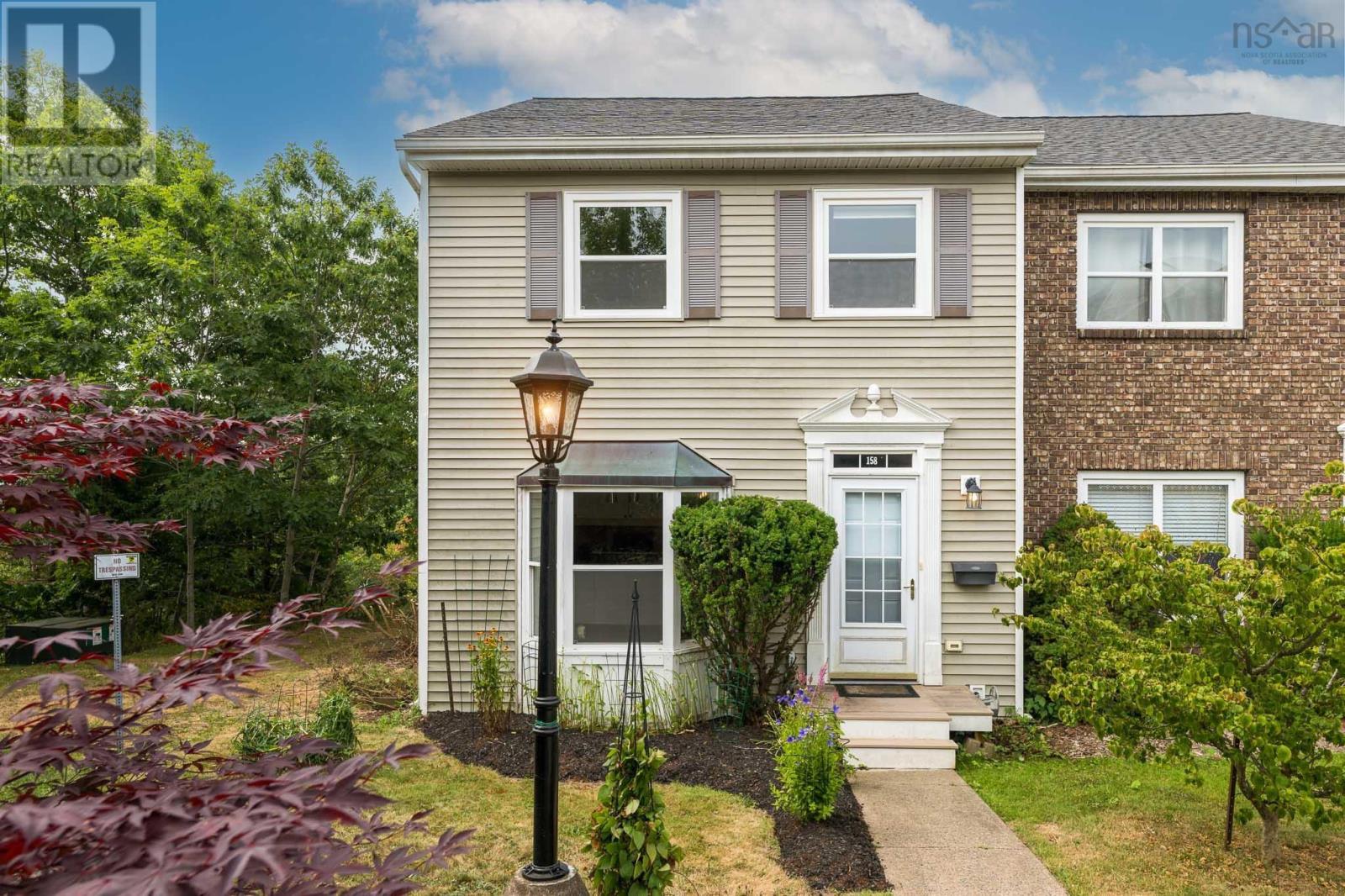 158 Rutledge St, Bedford, NS B4A 1X6