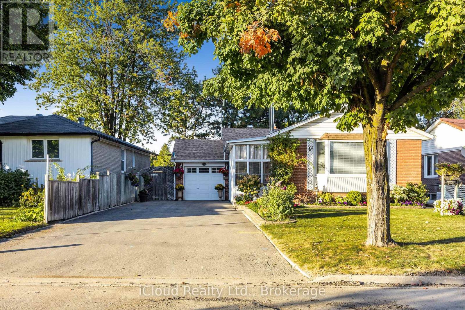 52 Kimbark Dr N, Brampton, ON L6X 2A4
