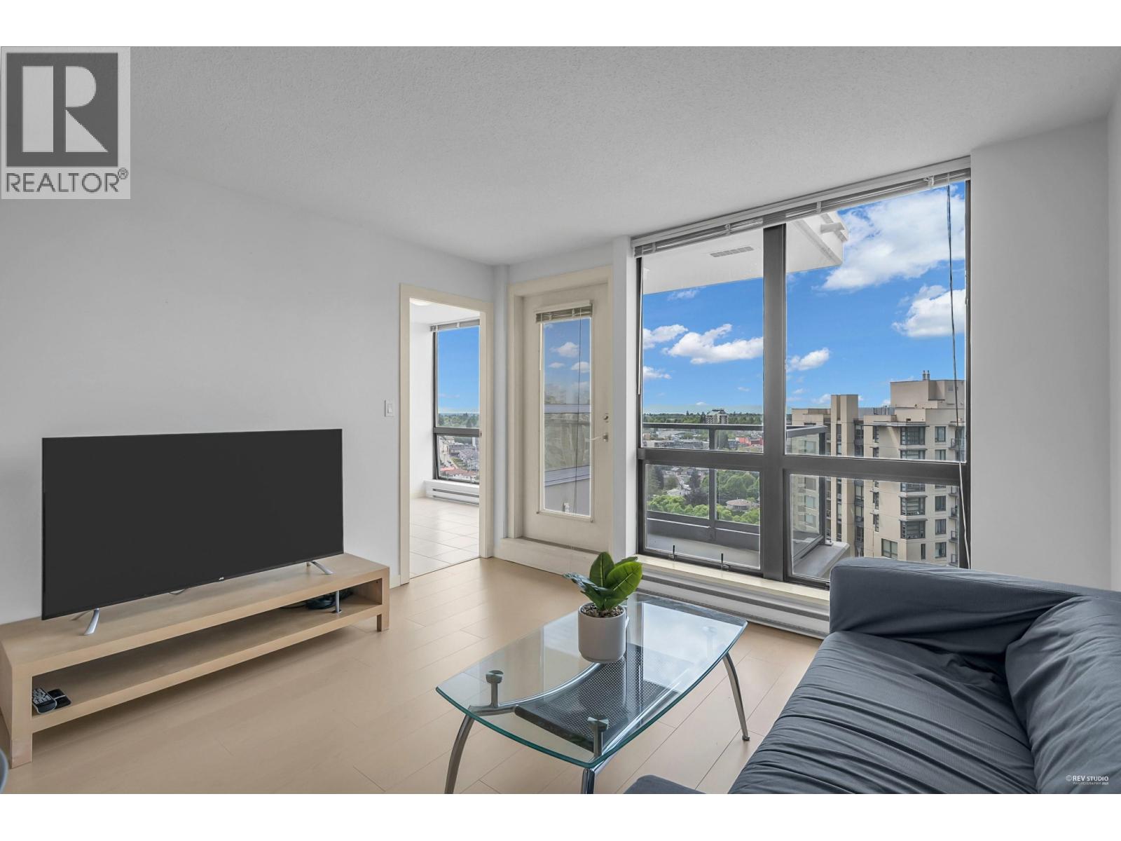 3663 Crowley Drive Unit 2008, Vancouver, BC V5R 6H4