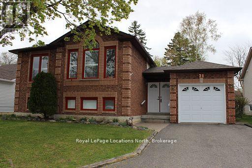 21 Langevin Dr, Wasaga Beach, ON L9Z 1C6