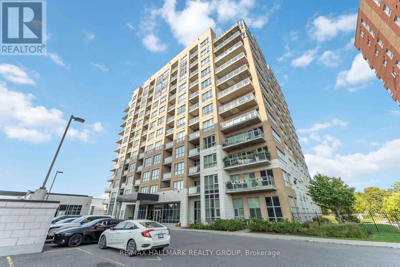 510 330 Titan Private, Ottawa, ON K2G 1G3