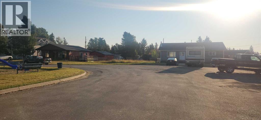 52 St Unit 5125, Caroline, AB T0M 0M0