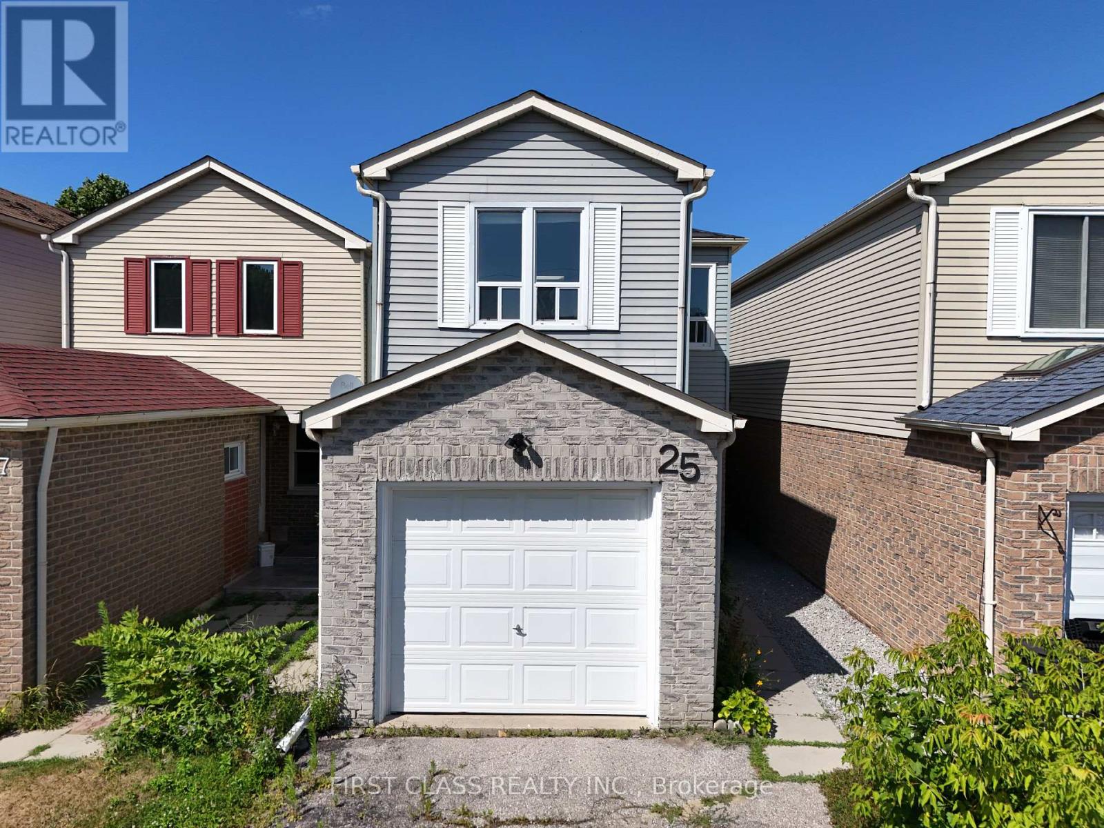 25 Overlord Cres, Toronto Malvern, ON M1B 4P6