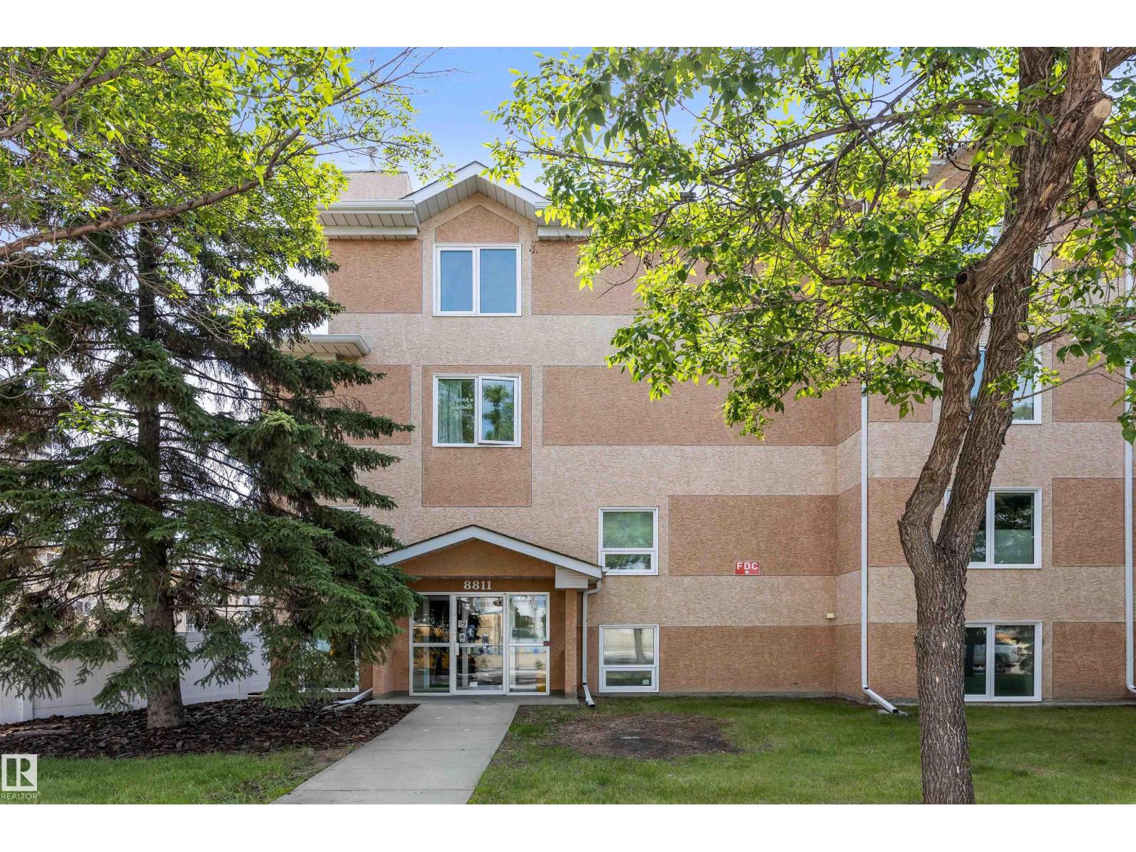 8811 106a Avenue Northwest #304, Edmonton, AB T5H 3Y7