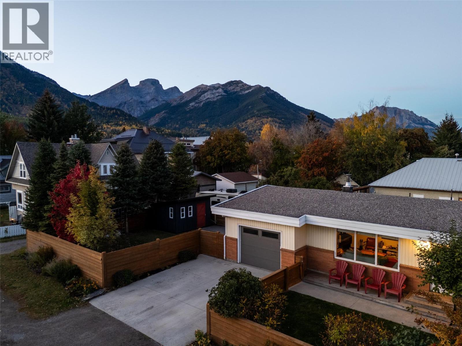 601 3 Avenue, Fernie, BC V0B 1M0