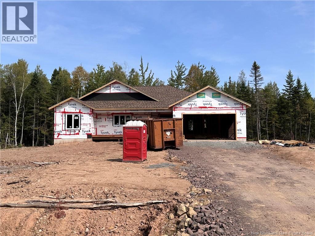 82 Maefield St, Moncton, NB E1G 5K7
