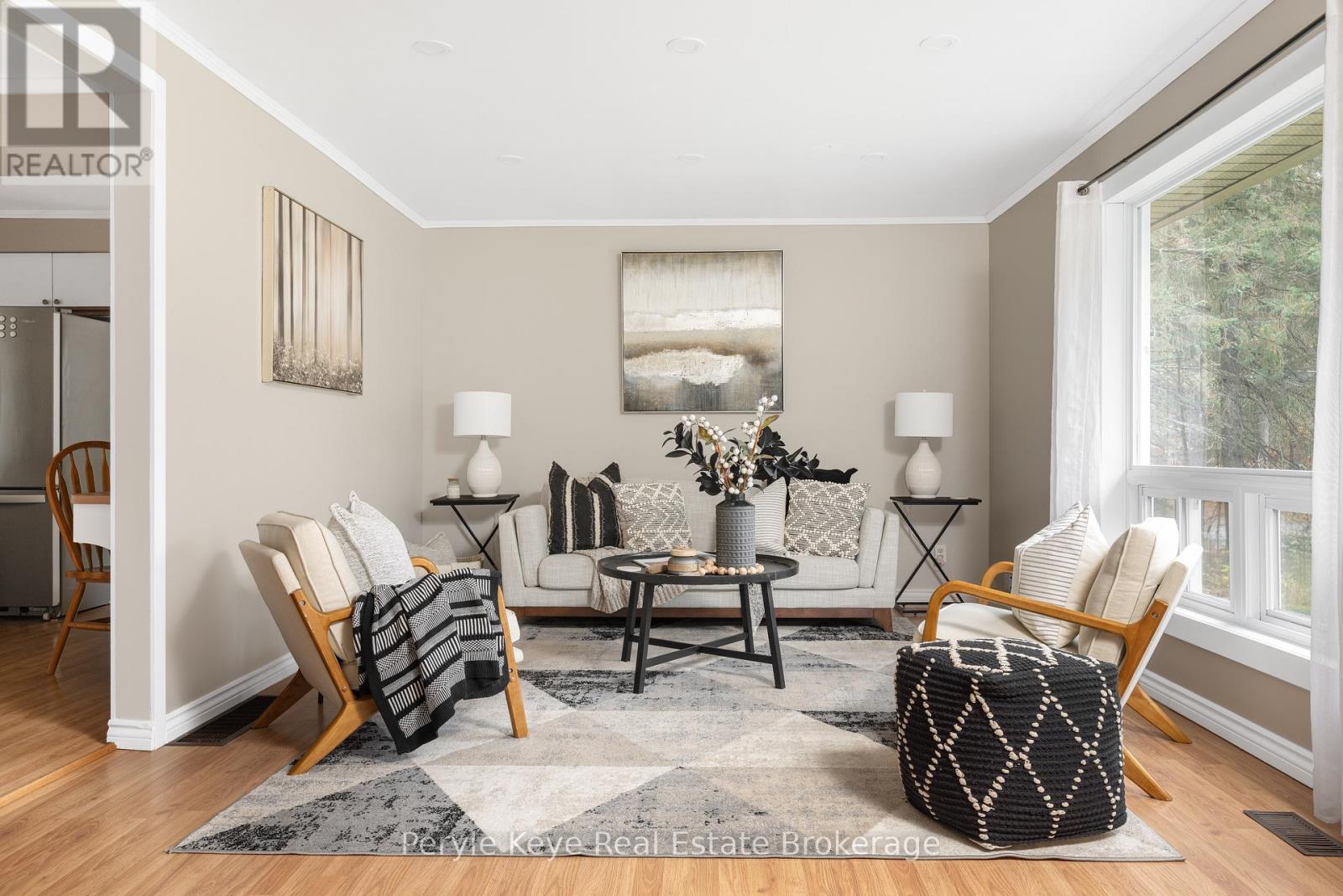 322 Muskoka 10 Rd, Huntsville Stephenson, ON P0B 1L0