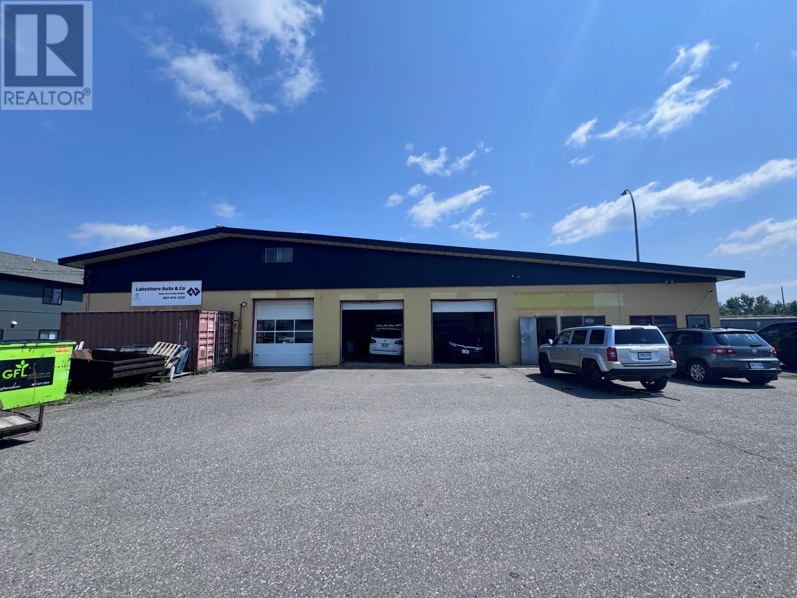 429 Fort William Rd, Thunder Bay, ON P7B 2Z5