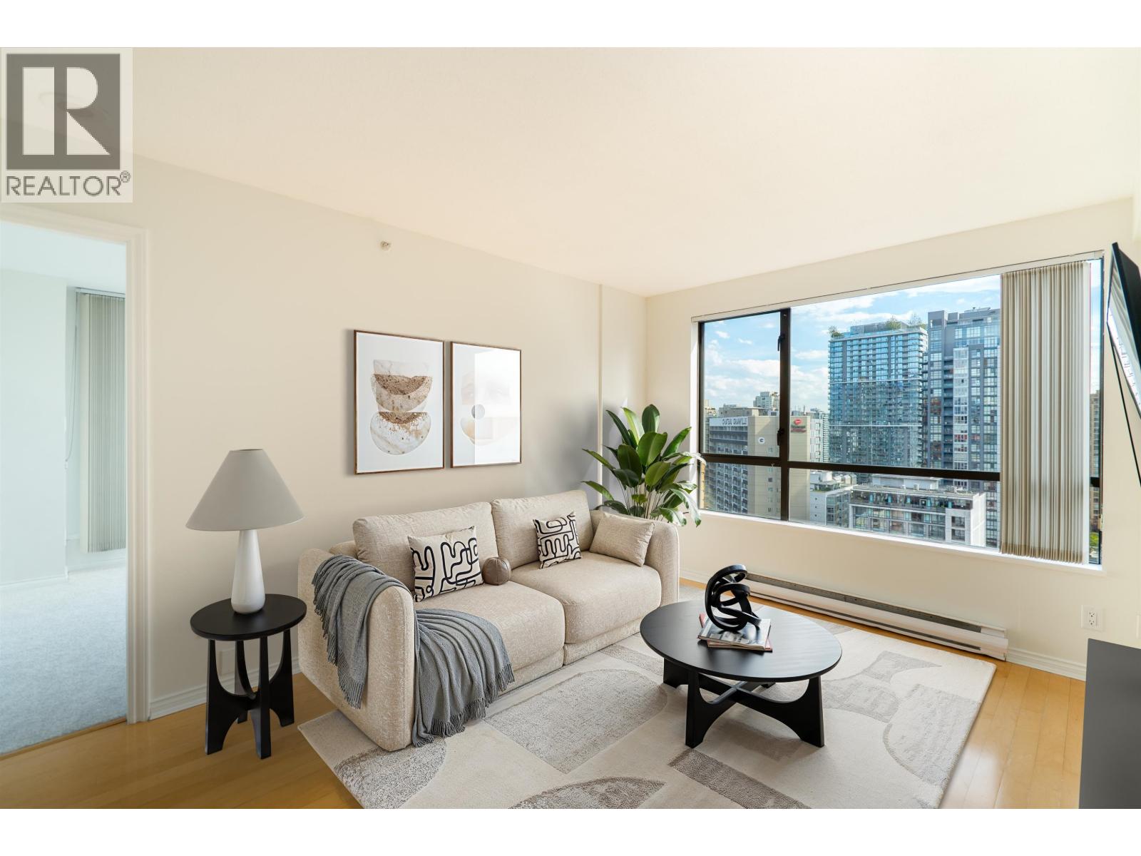 1189 Howe Street Unit 1704, Vancouver, BC V6Z 2X4