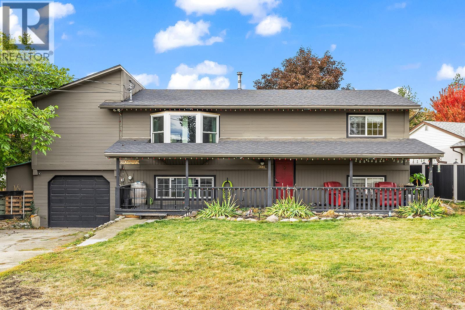 3616 Granada Cres, West Kelowna, BC V4T 1J8