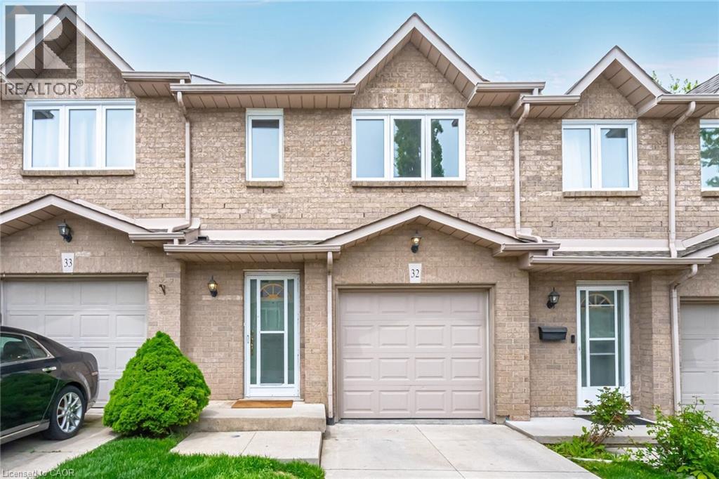 1809 Upper Wentworth Street Unit 32, Hamilton, ON L9B 2R9