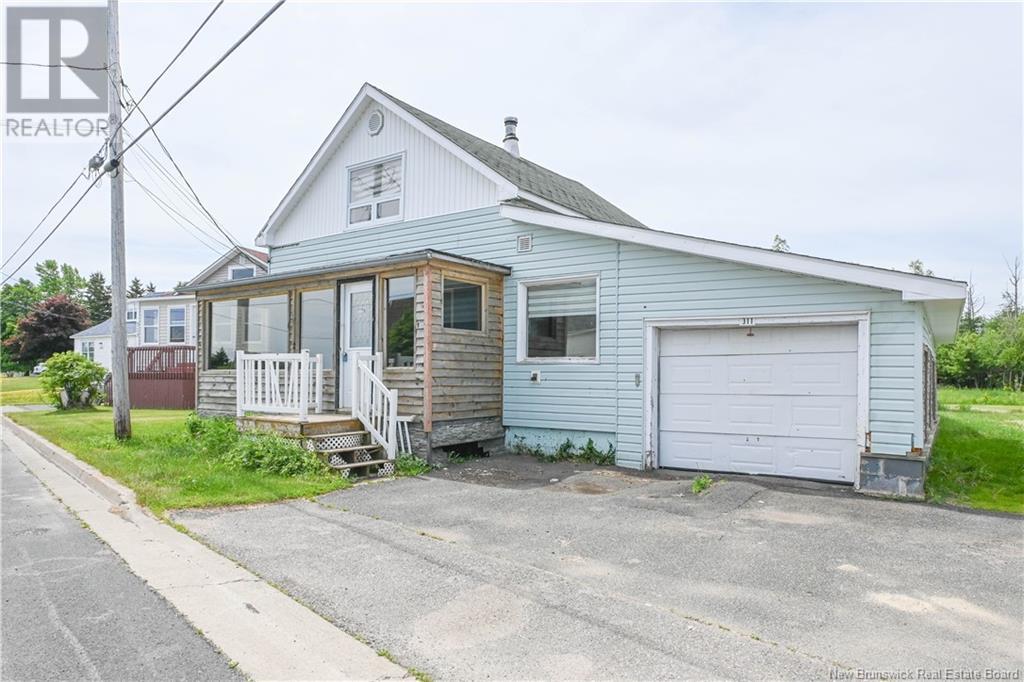 311 Jd Gauthier Blvd, Shippagan, NB E8S 1N7