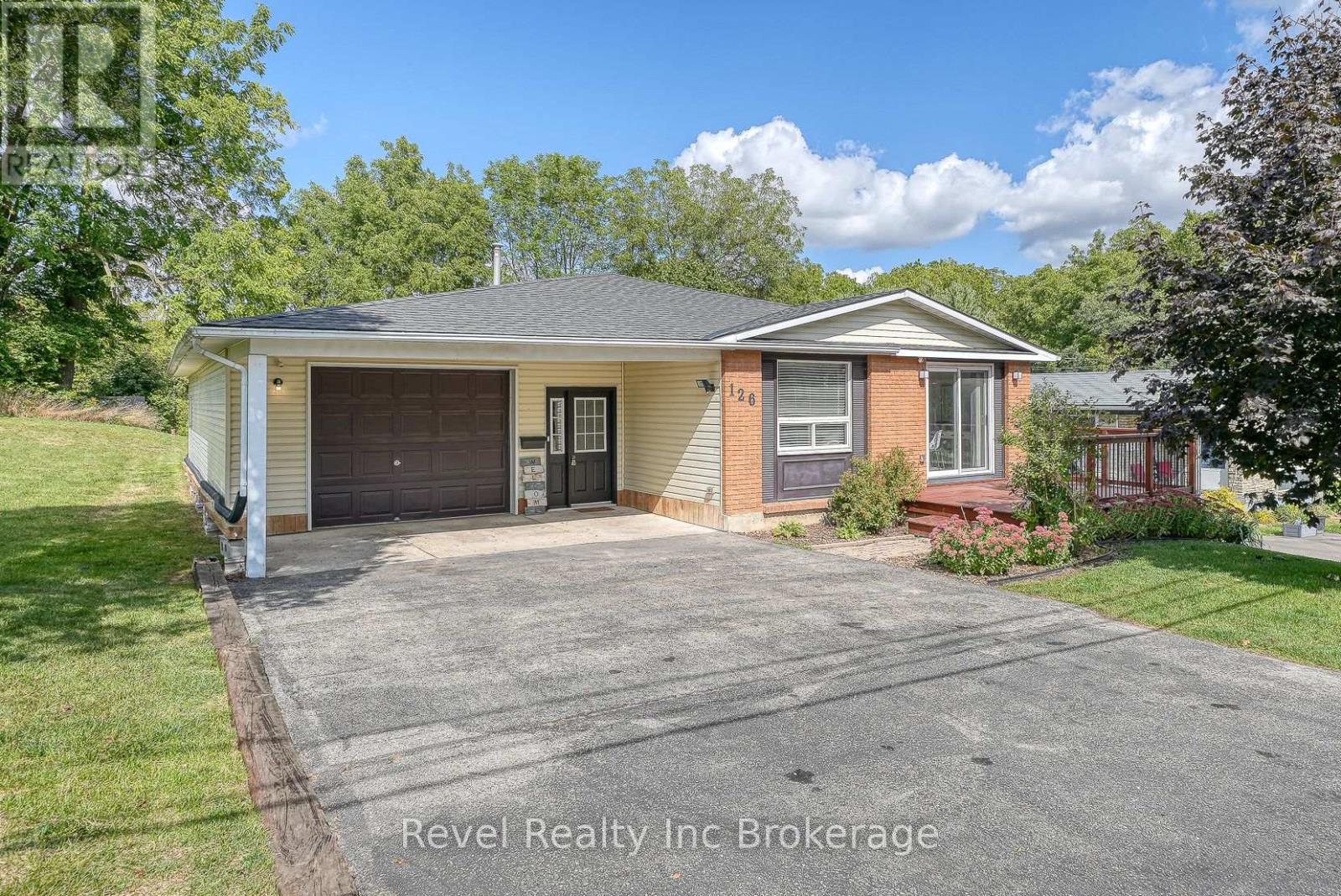 126 Innes St, Ingersoll, ON N5C 2R5
