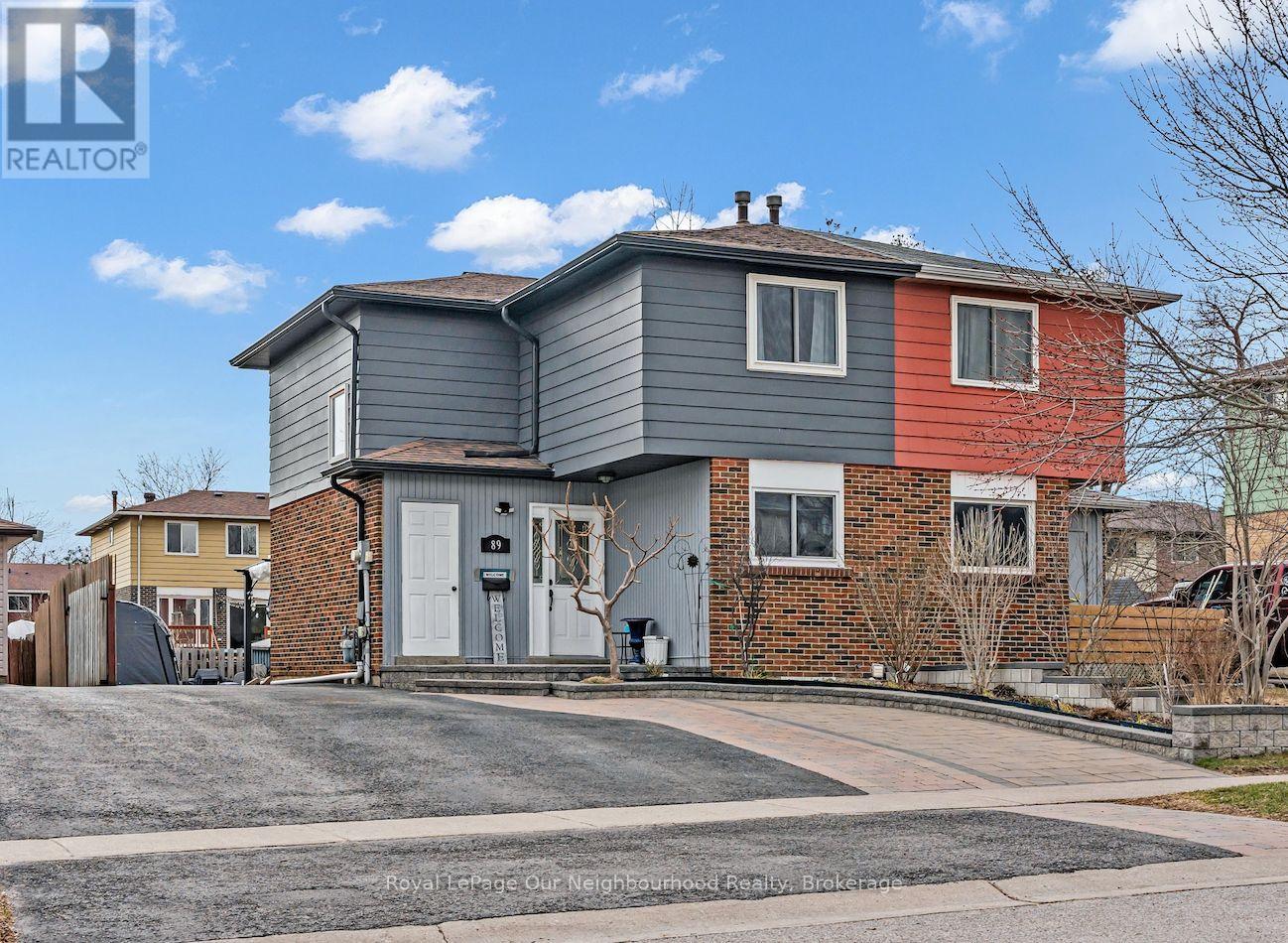 89 Chaucer Cres, Barrie, ON L4N 4T8