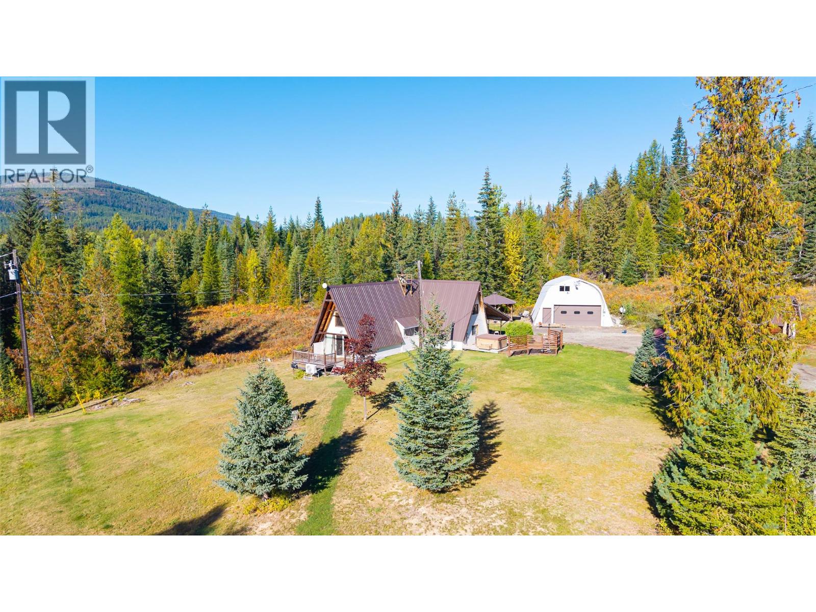 3 Highway Unit 7698, Yahk, BC V0B 2P0
