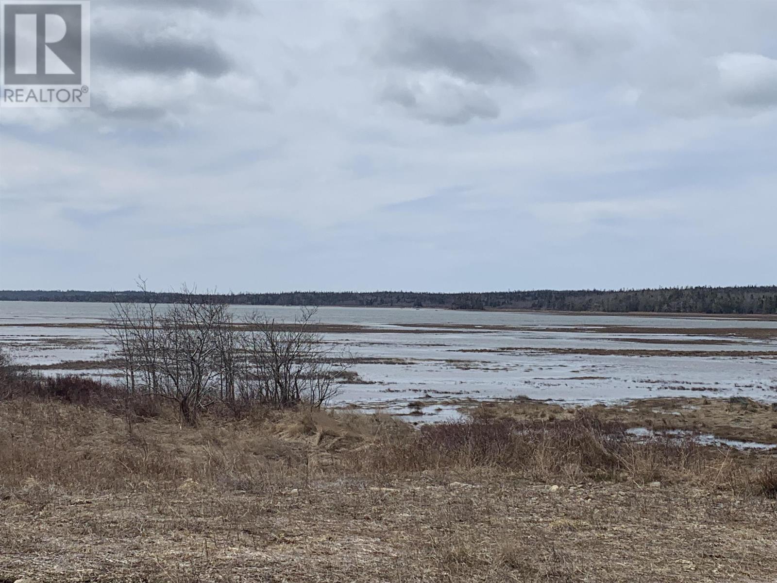 2 Ditcher Rd, Wedgeport, NS B0W 2B0