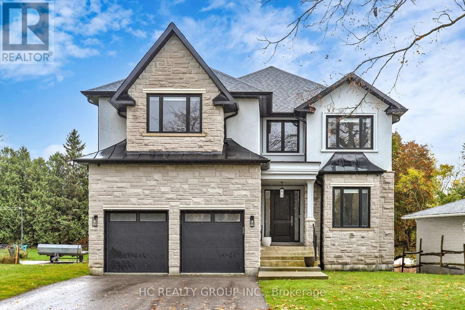6077 Hillsdale Dr, Whitchurch-stouffville, ON L4A 3B7