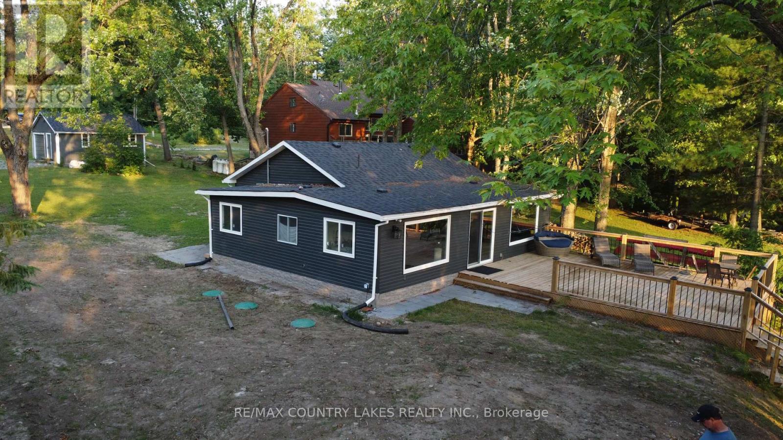10 Rockside Ln, Kawartha Lakes Carden, ON L0K 1B0