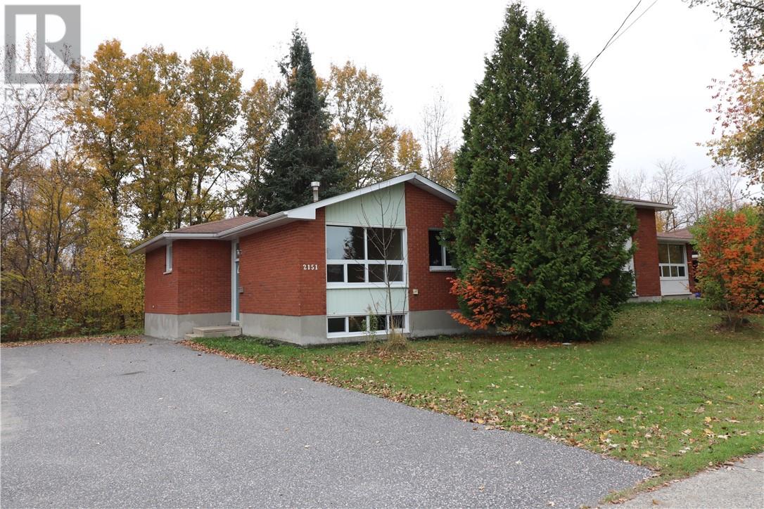 2151 Madison Ave, Sudbury, ON P3A 2P7