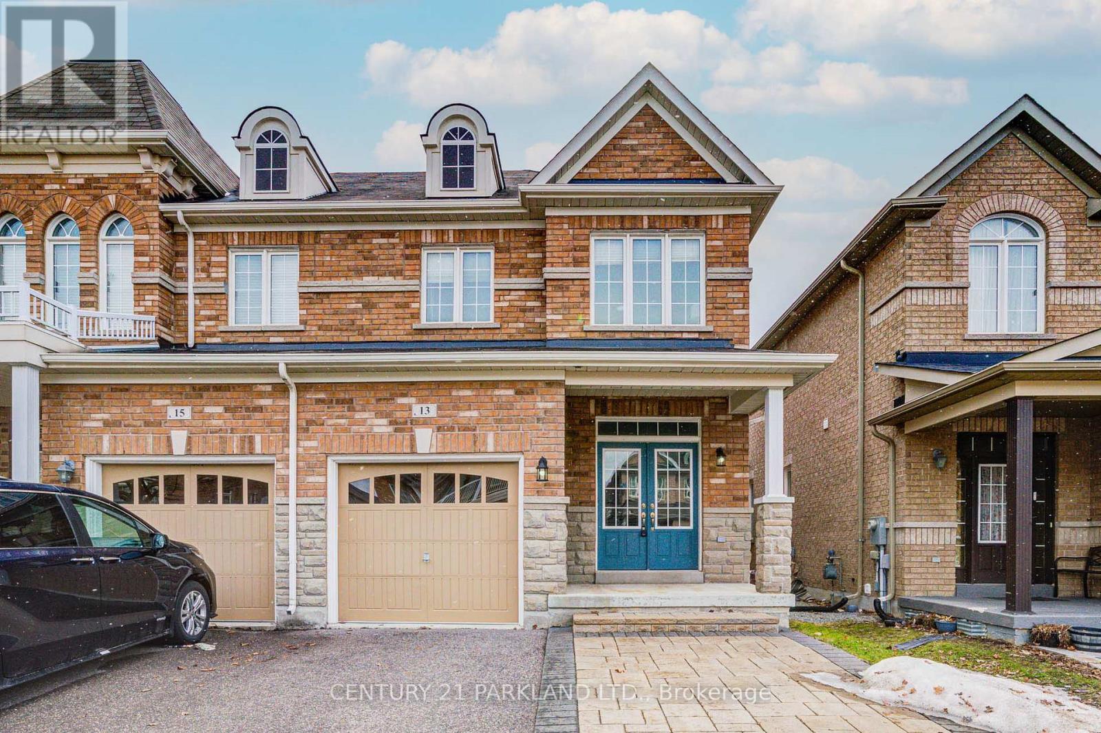 13 Turnhouse Cres, Markham, ON L6B 0S5