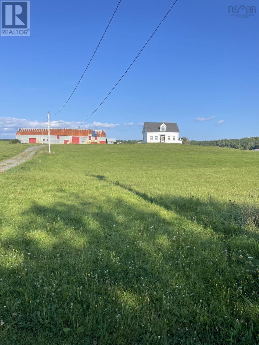 702 E Tracadie Rd, Monastery, NS B0H 1W0