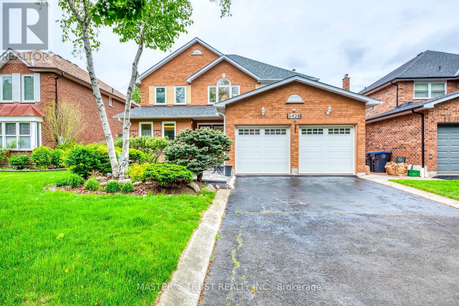 5428 Edencroft Cres, Mississauga, ON L5M 4M7