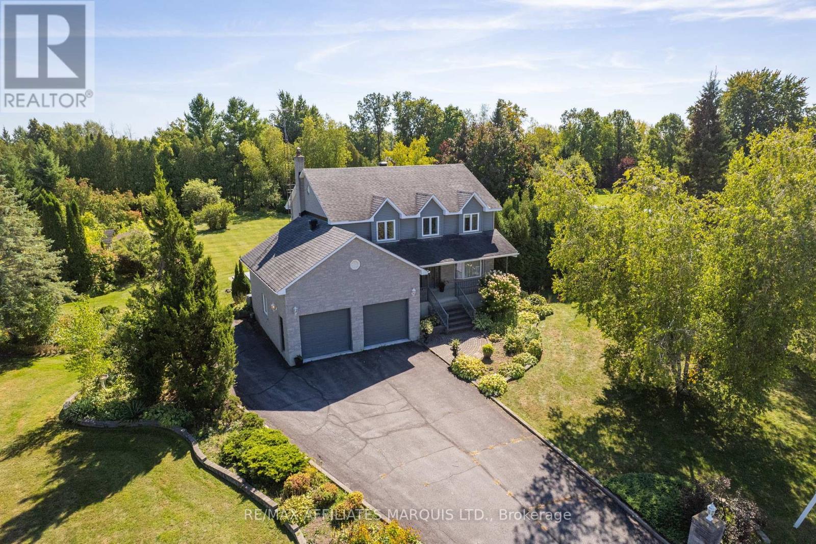 5479 Poplar Ave, South Stormont, ON K0C 1P0