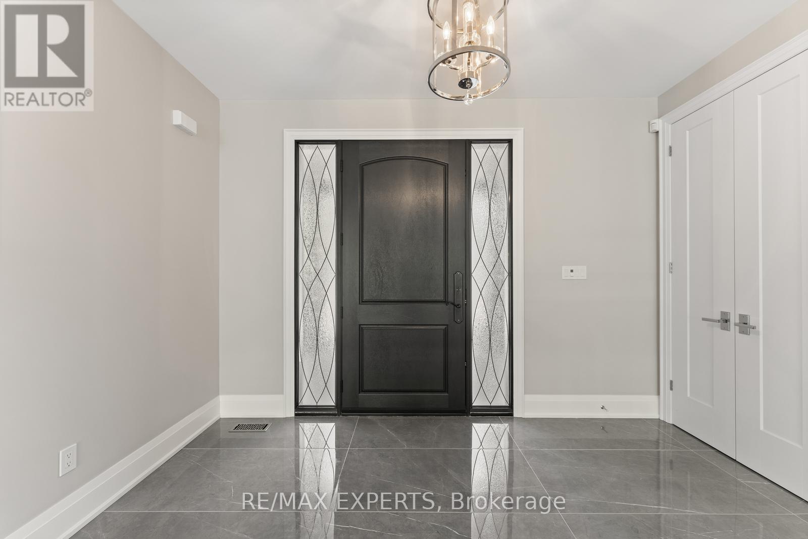 211 Pine Ave, Caledon Palgrave, ON L7E 3S7