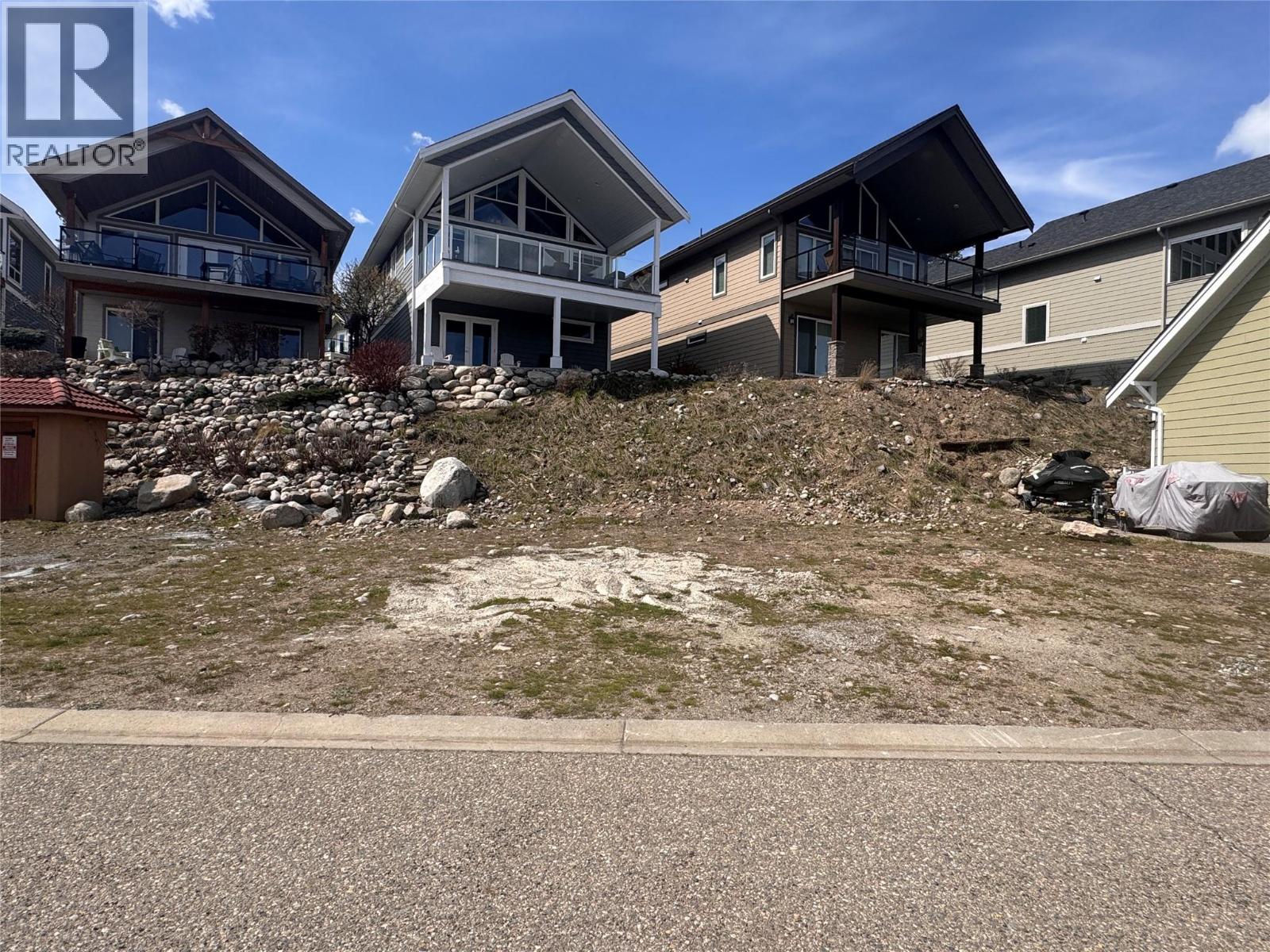 6995 Terazona Drive Lot Apt 467, Kelowna, BC V1Z 3V9