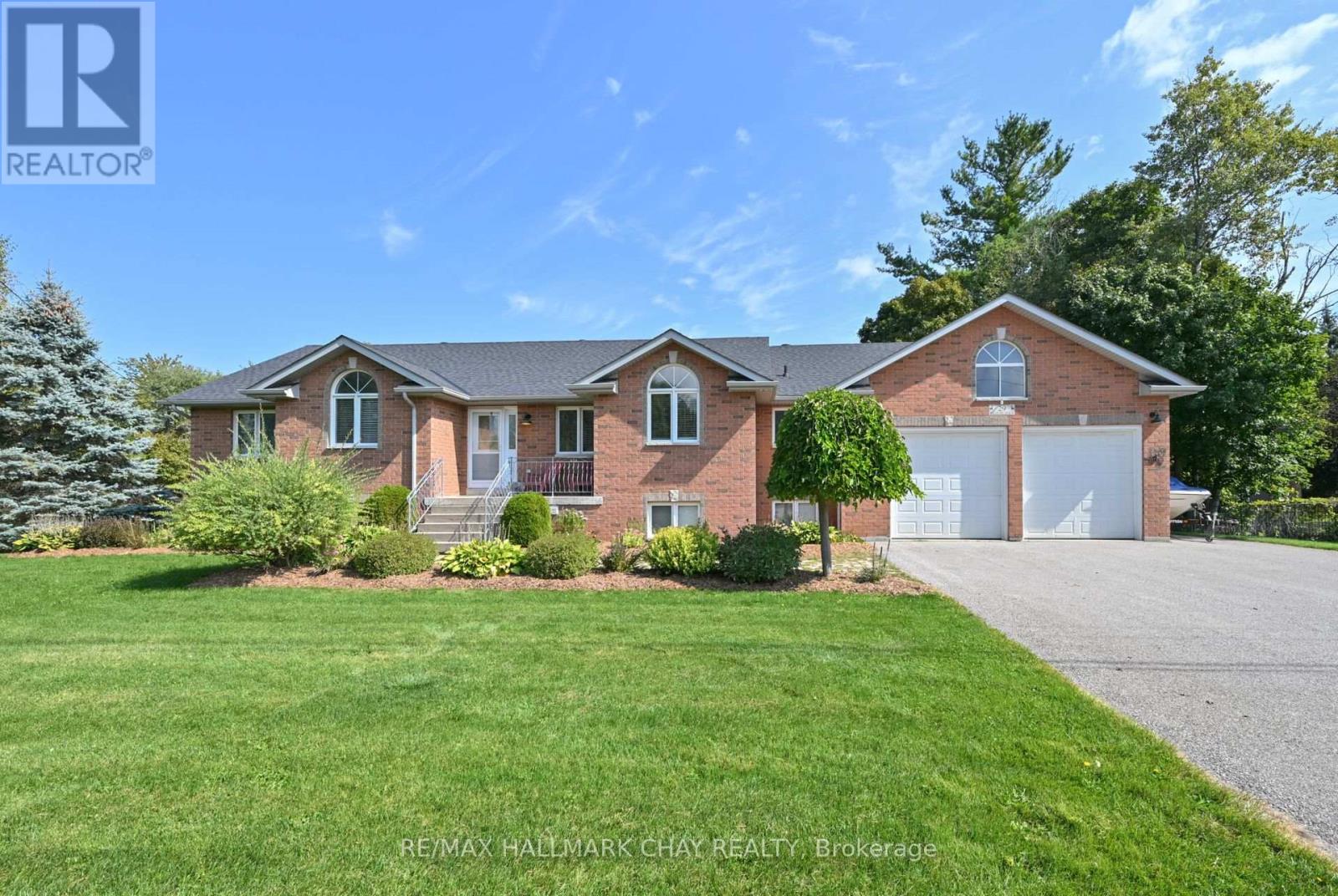29 Wales Ave N, Adjala-Tosorontio, ON L0M 1J0