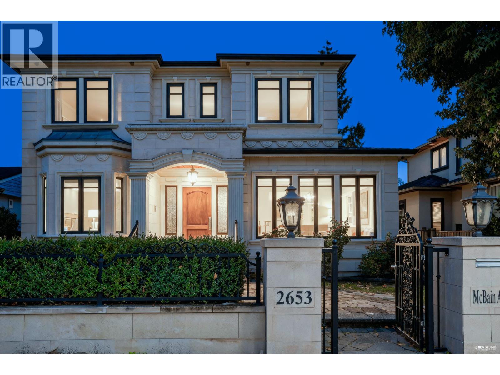 2653 Mcbain Ave, Vancouver, BC V6L 2C7
