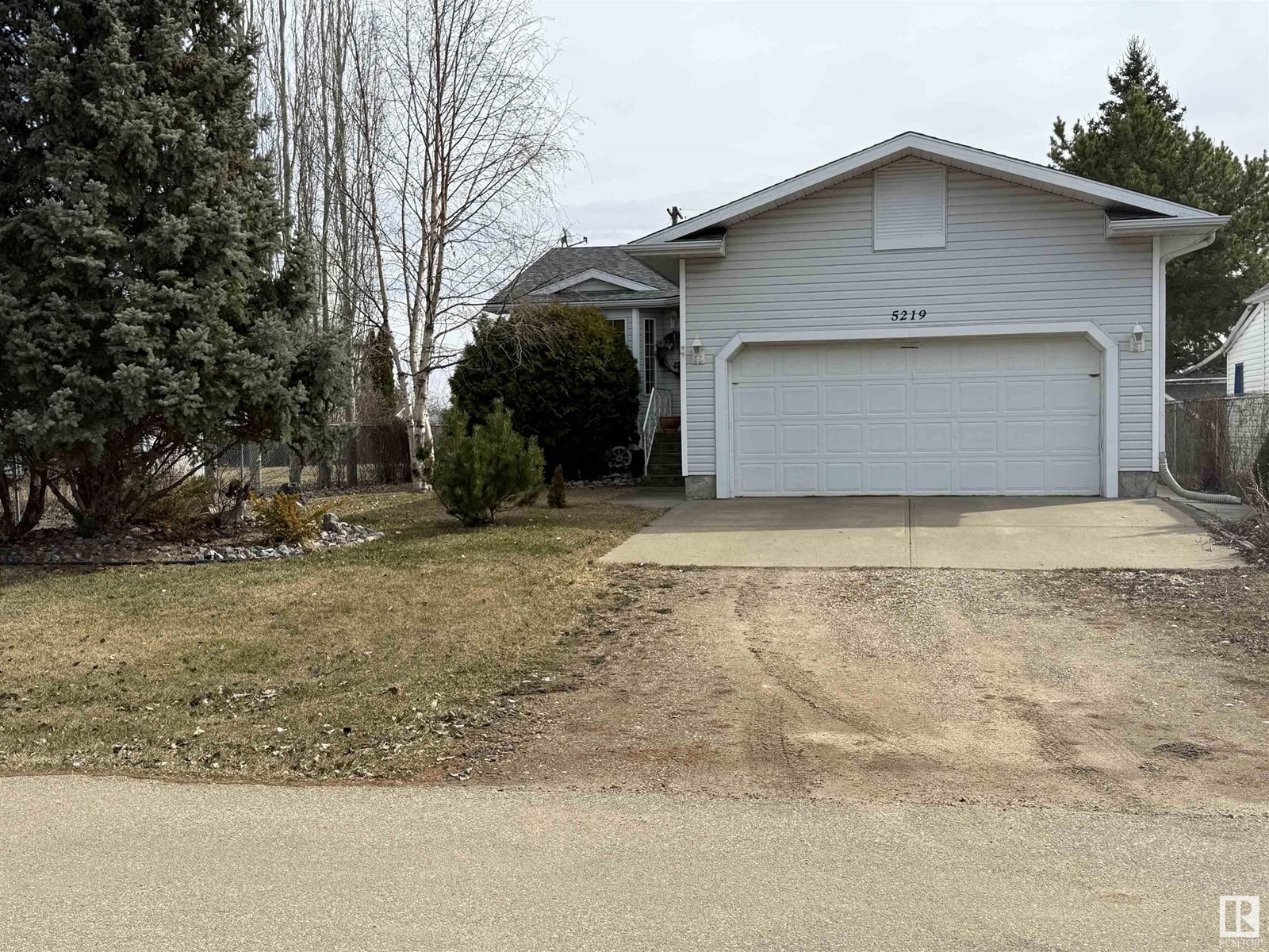 49 St Unit 5219, Waskatenau, AB T0A 3P0