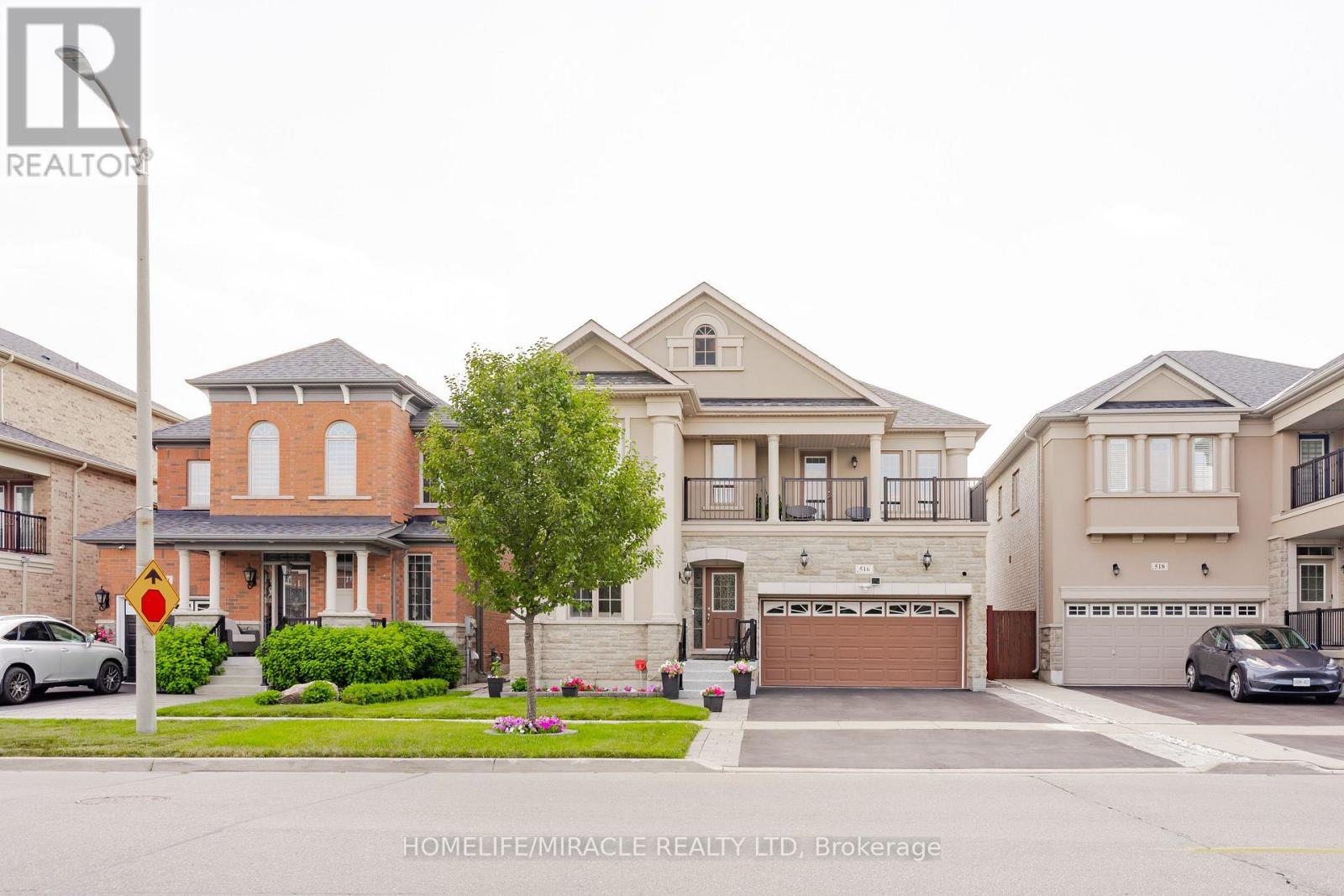 516 Vellore Woods Blvd, Vaughan, ON L4H 2W3