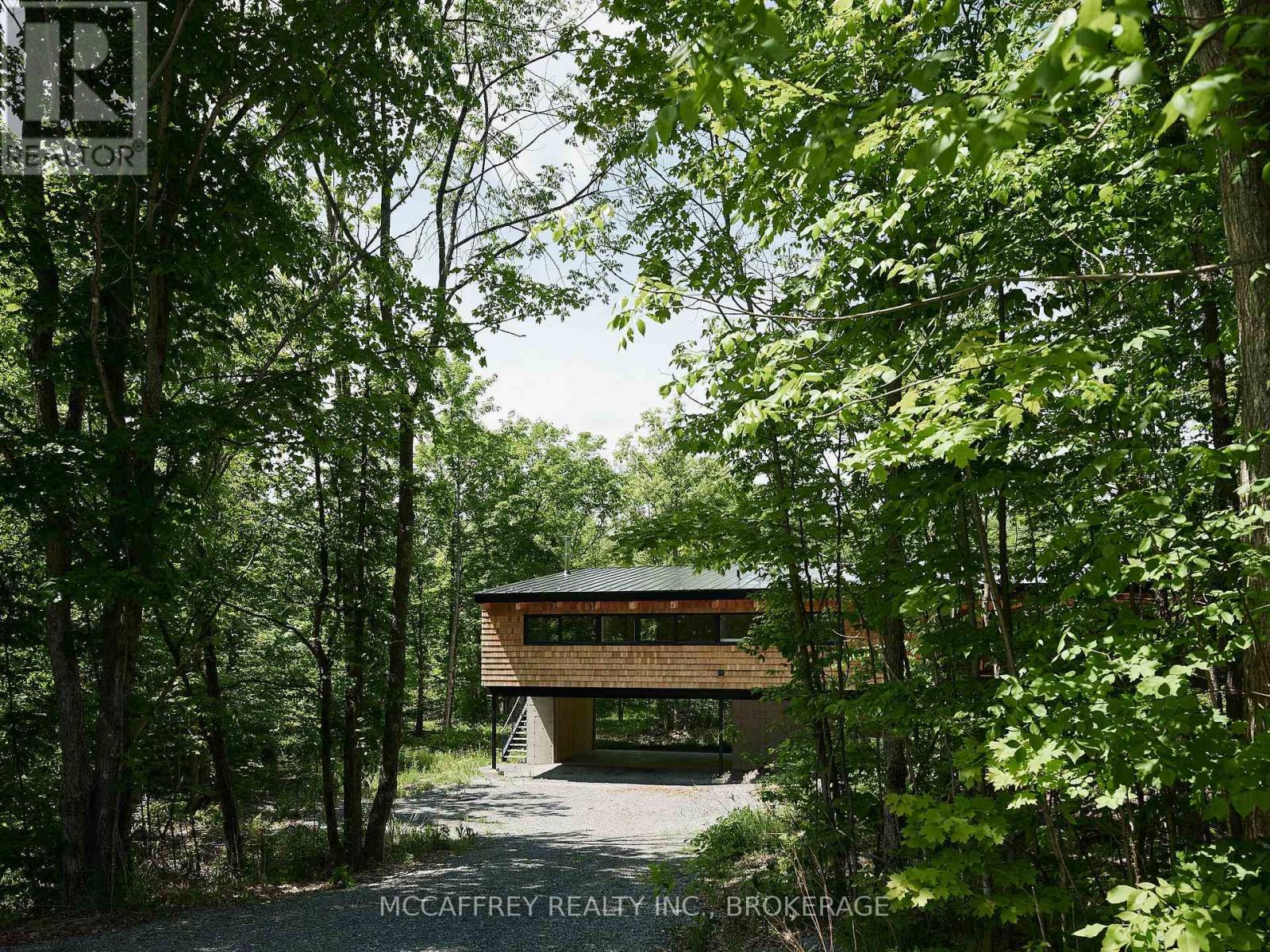 962 Church Rd, Stone Mills, ON K0K 1Z0