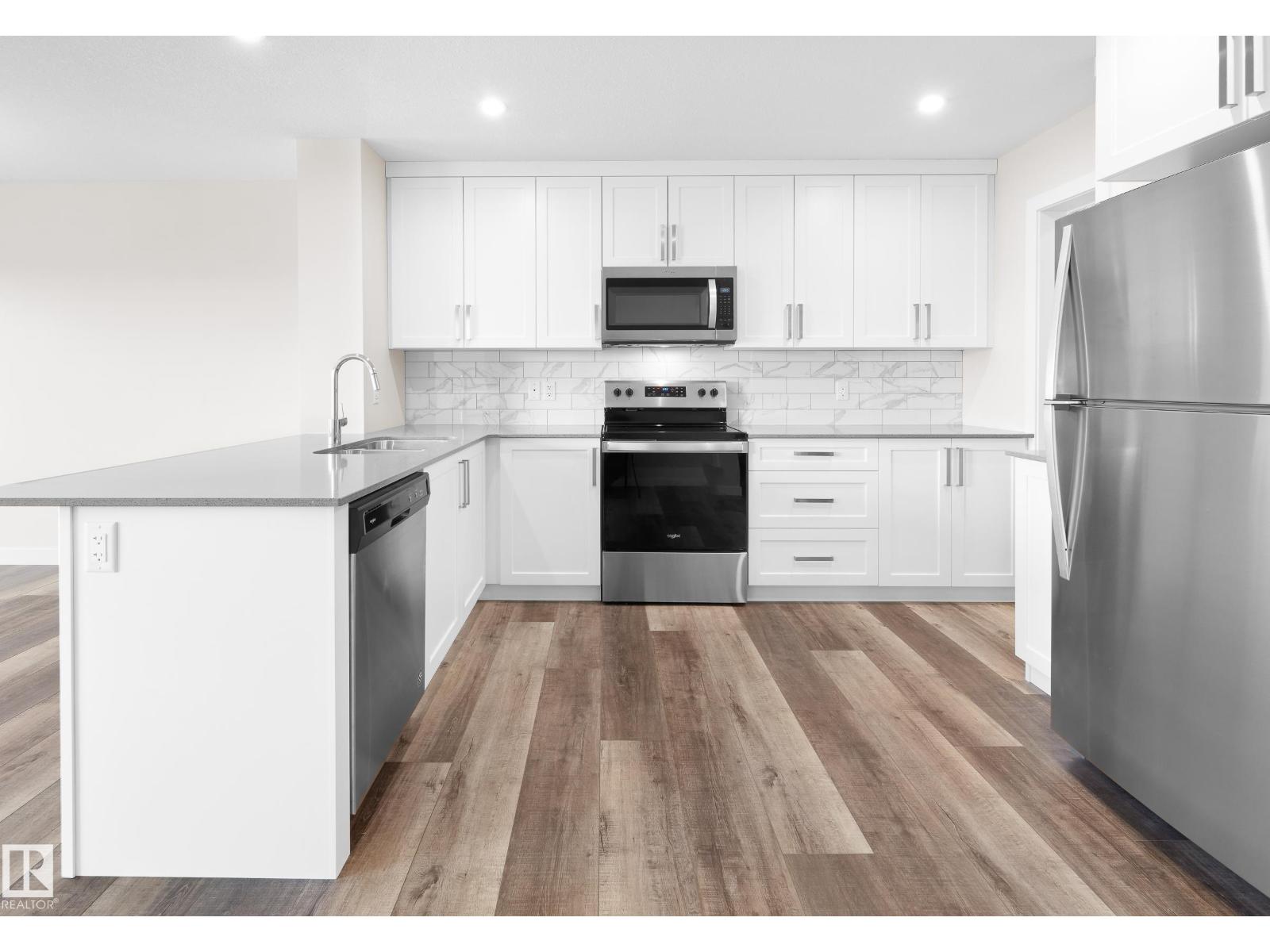 752 Berg Lo, Leduc, AB T9E 1G8