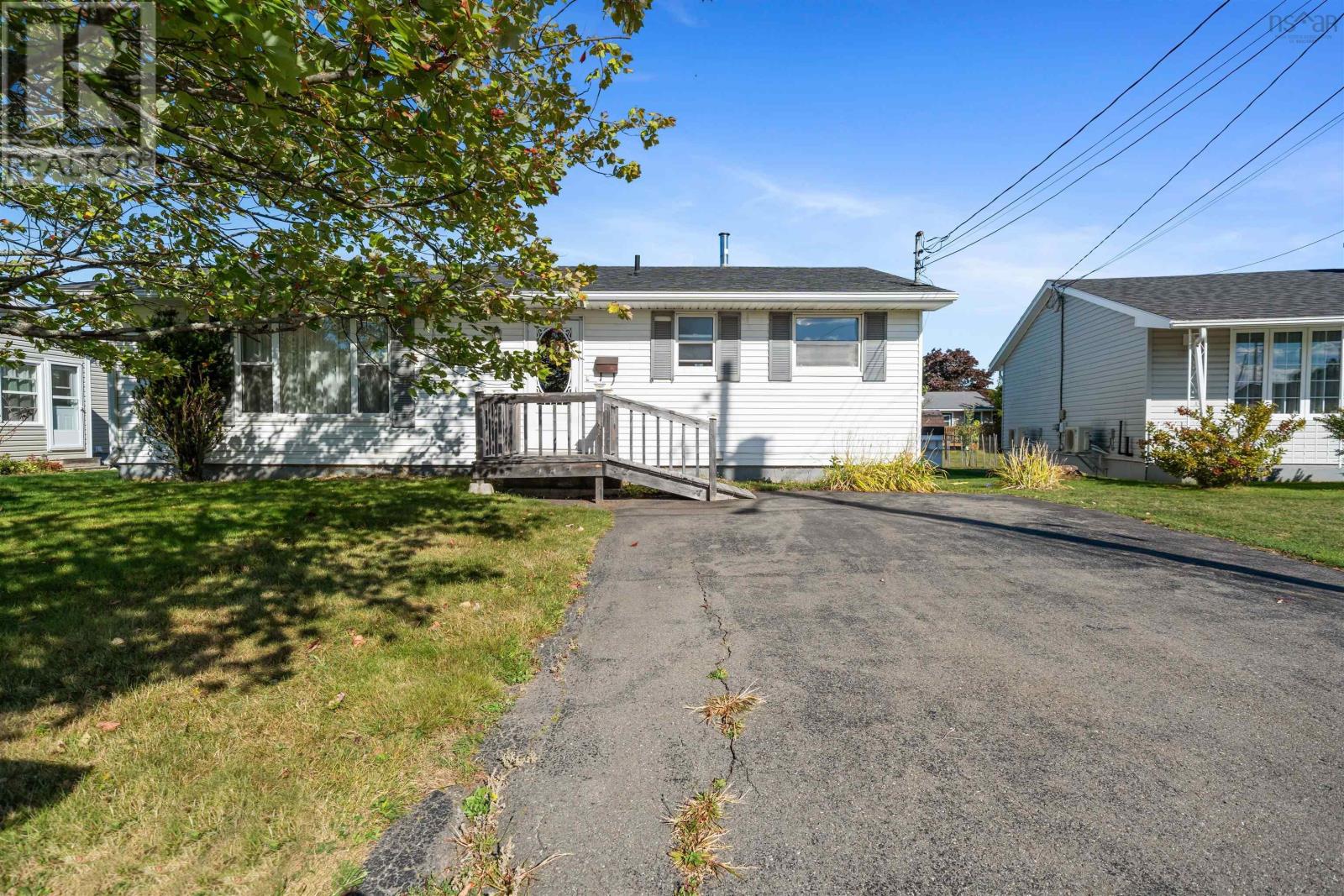 386 Welsford St, Pictou, NS B0K 1H0