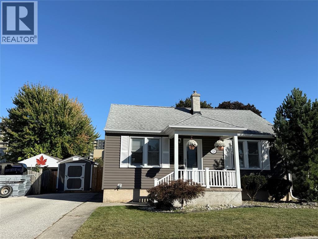 326 Cotterbury St, Sarnia, ON N7T 6M6