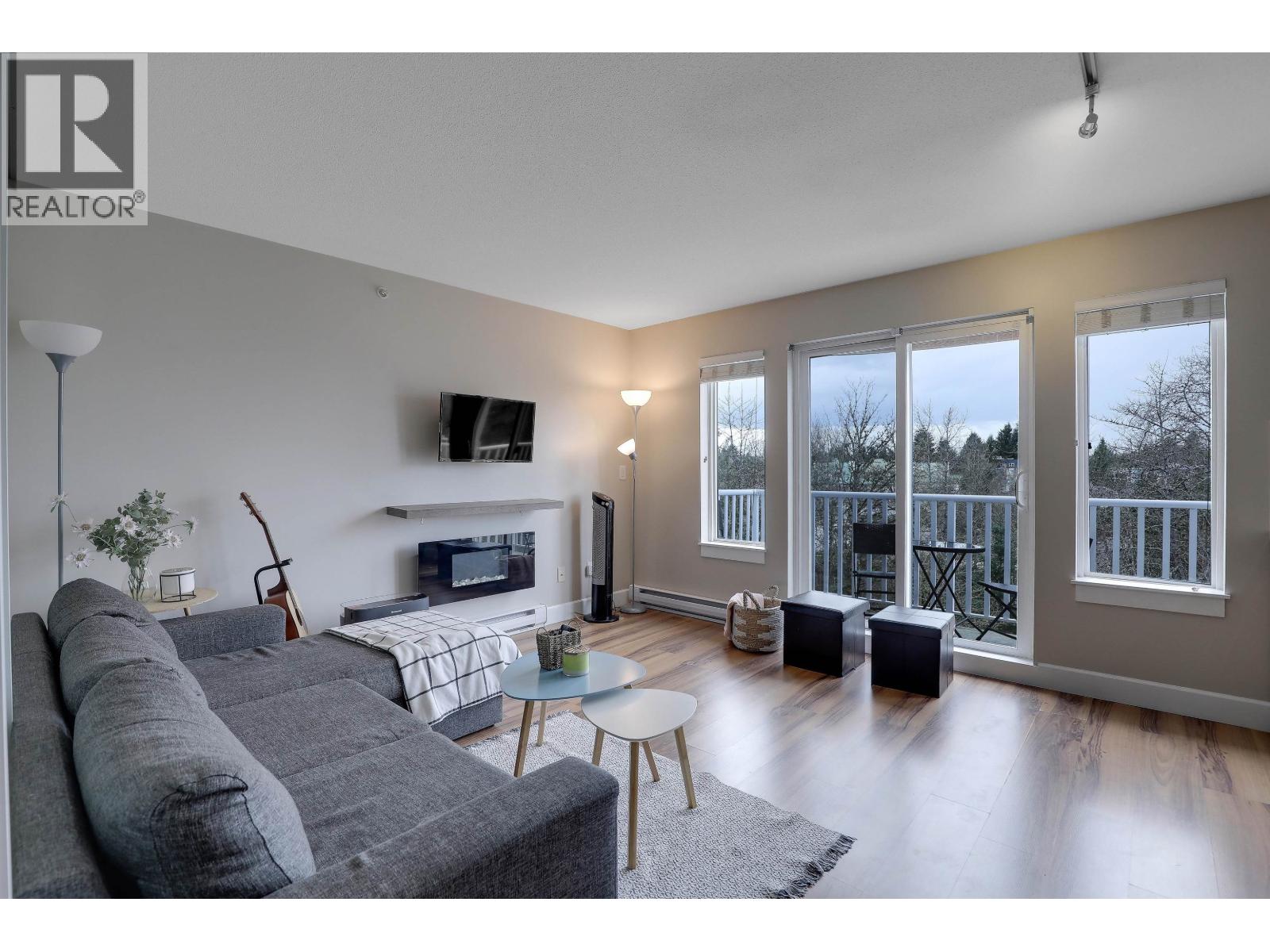 12283 224th Street Unit 408, Maple Ridge, BC V2X 8Z3